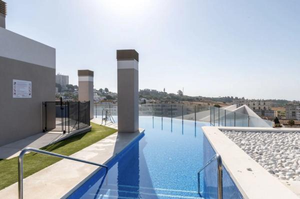 Ático en venta en  Barrio Nueva Andalucía, Marbella photo 2