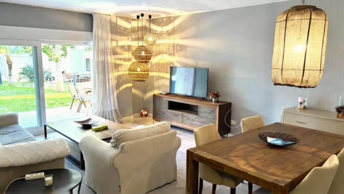 Venta de piso en Barrio Nueva Andalucía, Marbella
photo 1