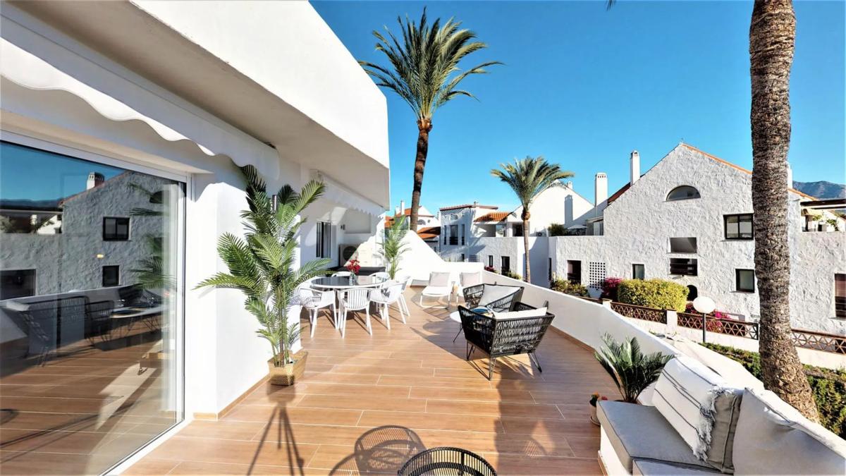 Venta de piso en Barrio Nueva Andalucía, Marbella
photo 4
