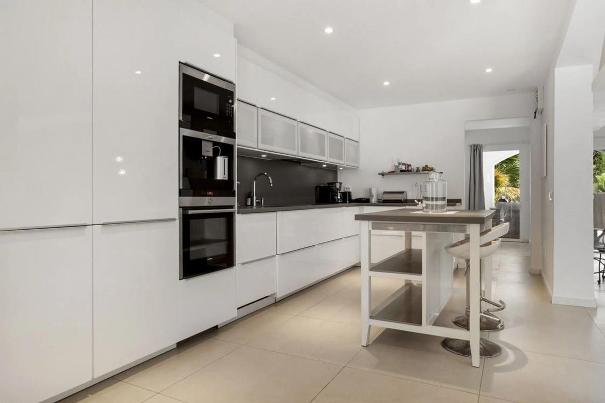 Venta de chalet independiente en Barrio Nueva Andalucía, Marbella
 photo 3