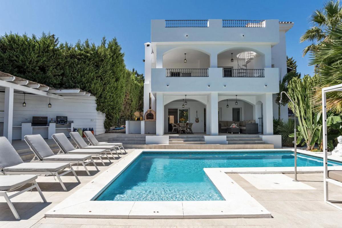 Venta de chalet independiente en Barrio Nueva Andalucía, Marbella
 photo 4