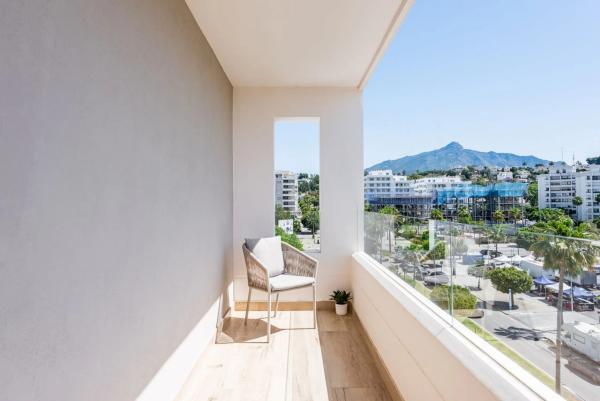 Piso en venta en Barrio Nueva Andalucía, Marbella
 photo 1
