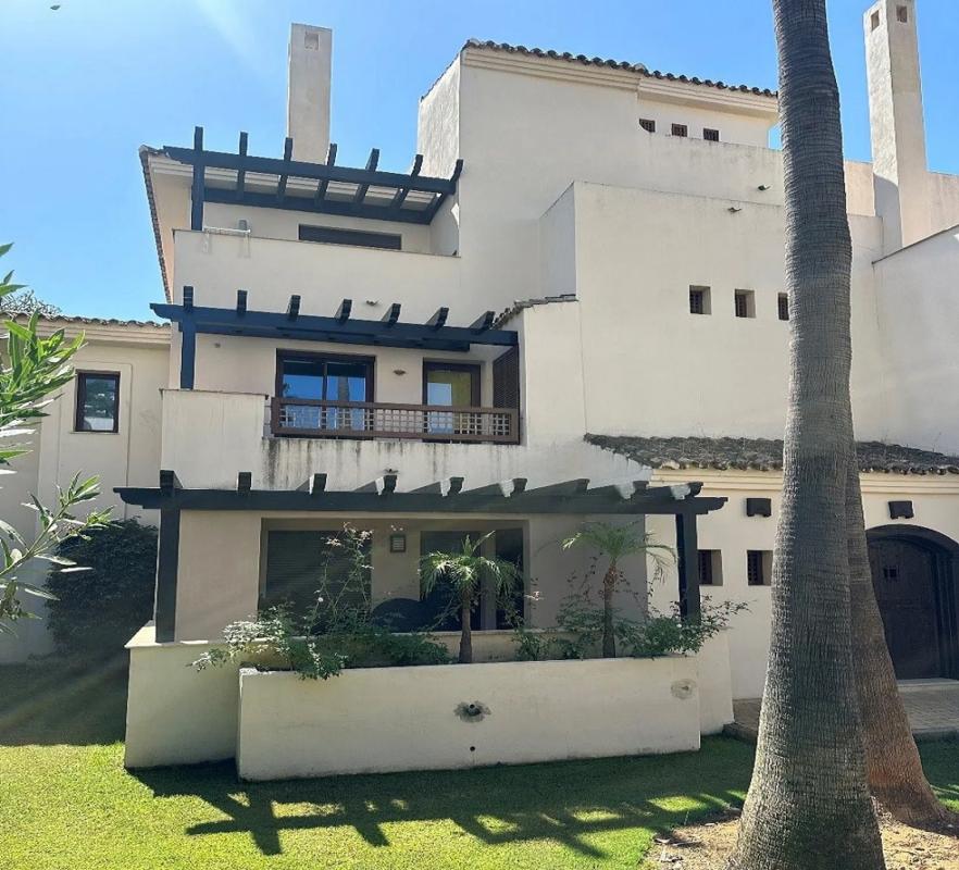 Venta de piso en Calle de las Adelfas, 18, Marbella
photo 1