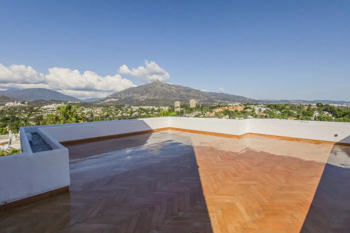 Venta de piso en Barrio Nueva Andalucía, Marbella
photo 5