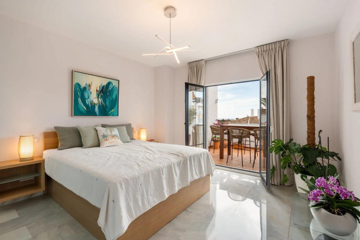 Продажа квартиры на Calle los Tilos, 1, Марбелла
photo 1