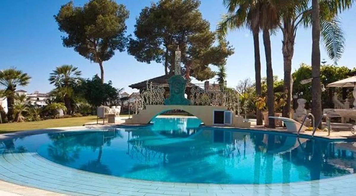 Venta de chalet independiente en Calle los Lirios, Marbella
photo 3