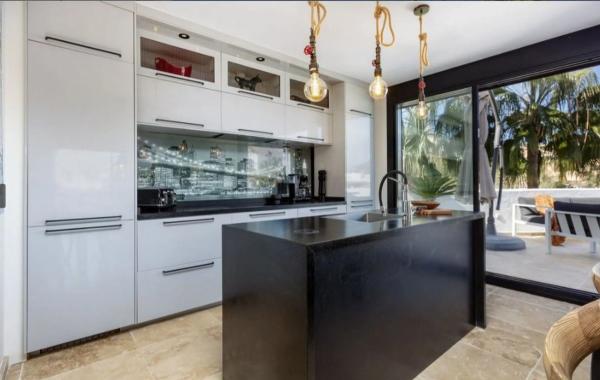 Duplex en venta en Calle las Ventas, 2, Marbella photo 2
