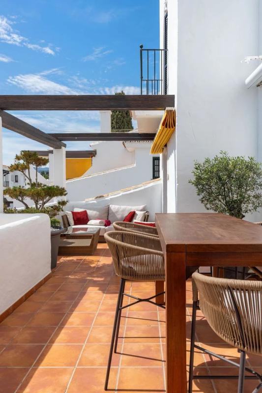 Venta de piso en Barrio Nueva Andalucía, Marbella
photo 1