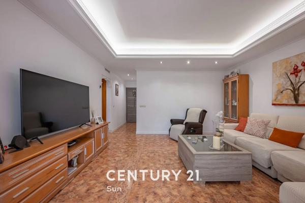 Piso en venta en Calle los Jazmines, 66 B, Marbella
 photo 3