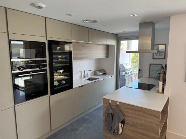 Ático en venta en  CL ACACIAS LAS, 2, Marbella photo 1