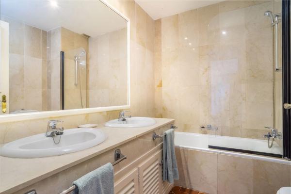Piso en venta en Andalucia Garden Club s/n, Marbella
photo 1