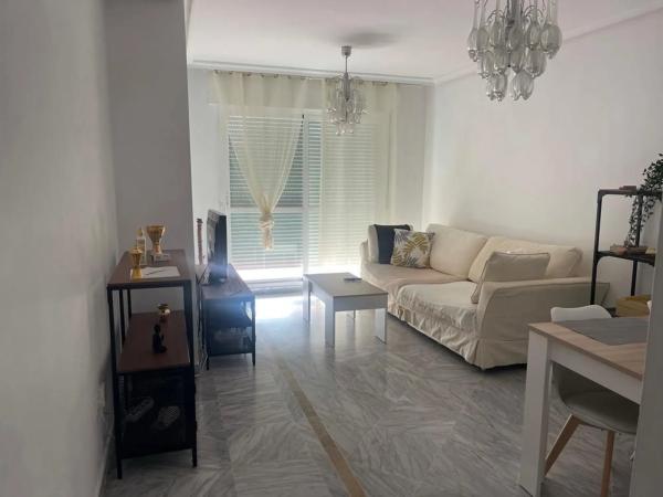 Mieszkanie na sprzedaż w  Calle los Jazmines, 11, Marbella photo 3
