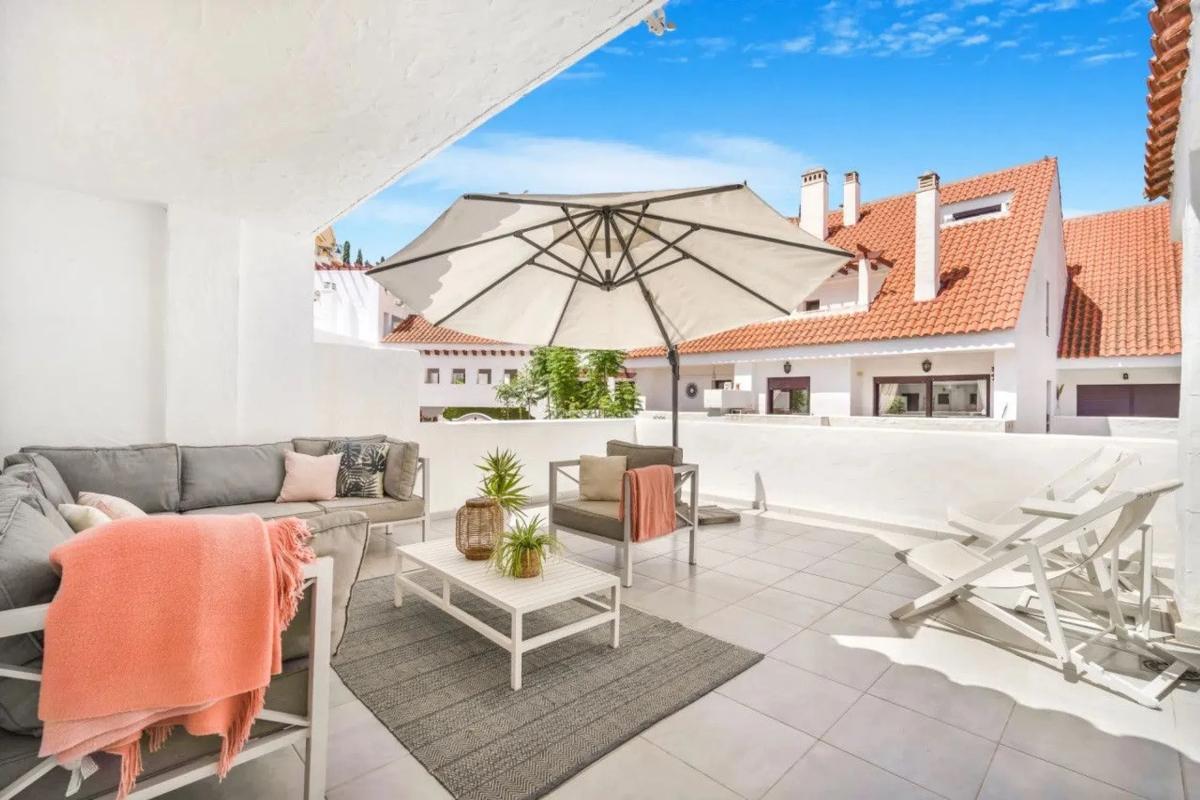 Sprzedaż duplexu w Barrio Nueva Andalucía, Marbella photo 2