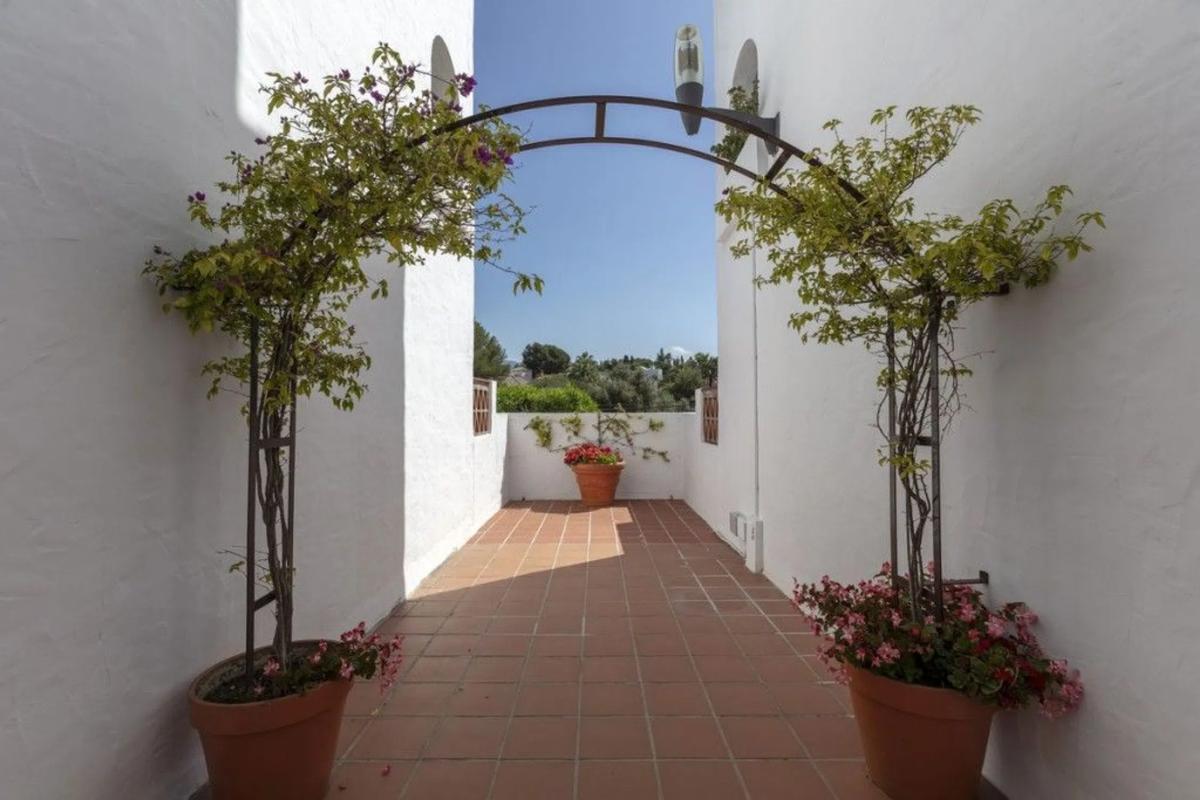 Sprzedaż mieszkania w Barrio Nueva Andalucía, Marbella
 photo 3
