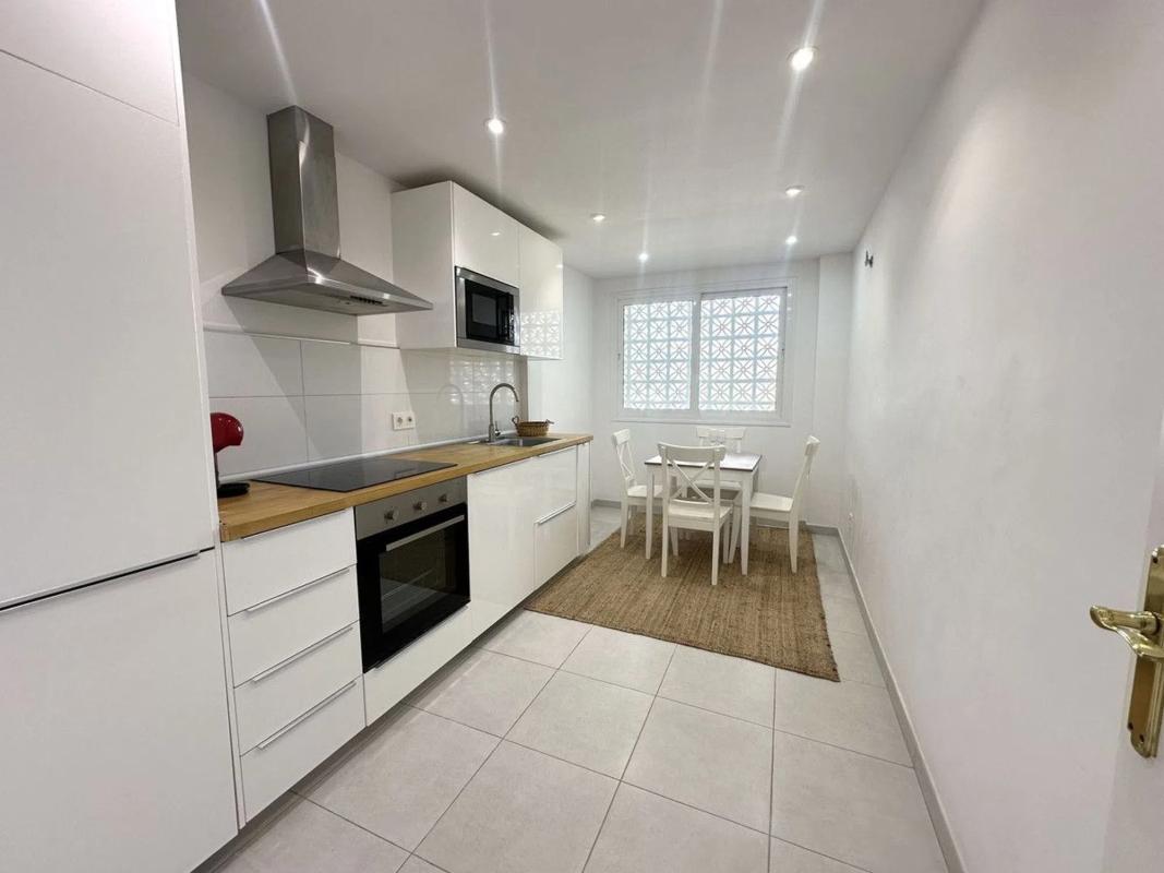 Venta de duplex en Calle Yedras, Marbella photo 1