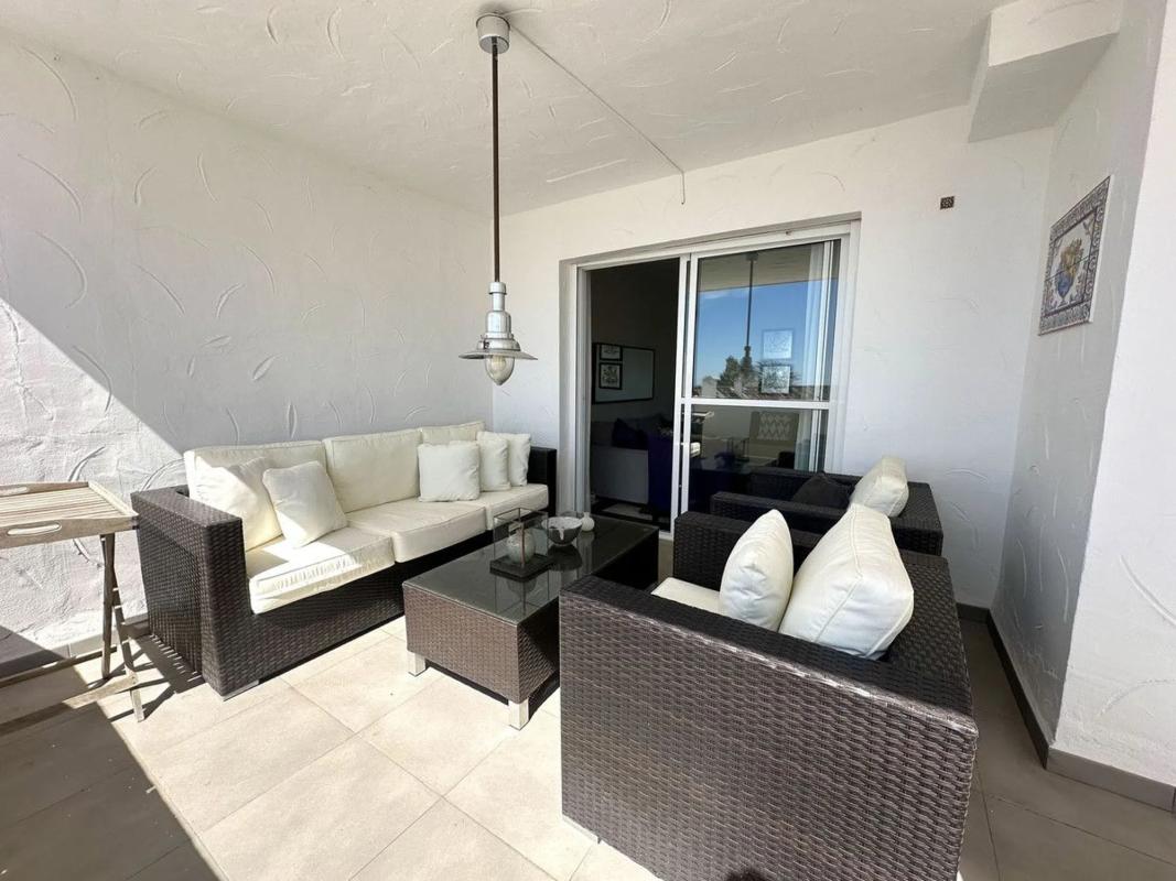 Venta de duplex en Calle Yedras, Marbella photo 2