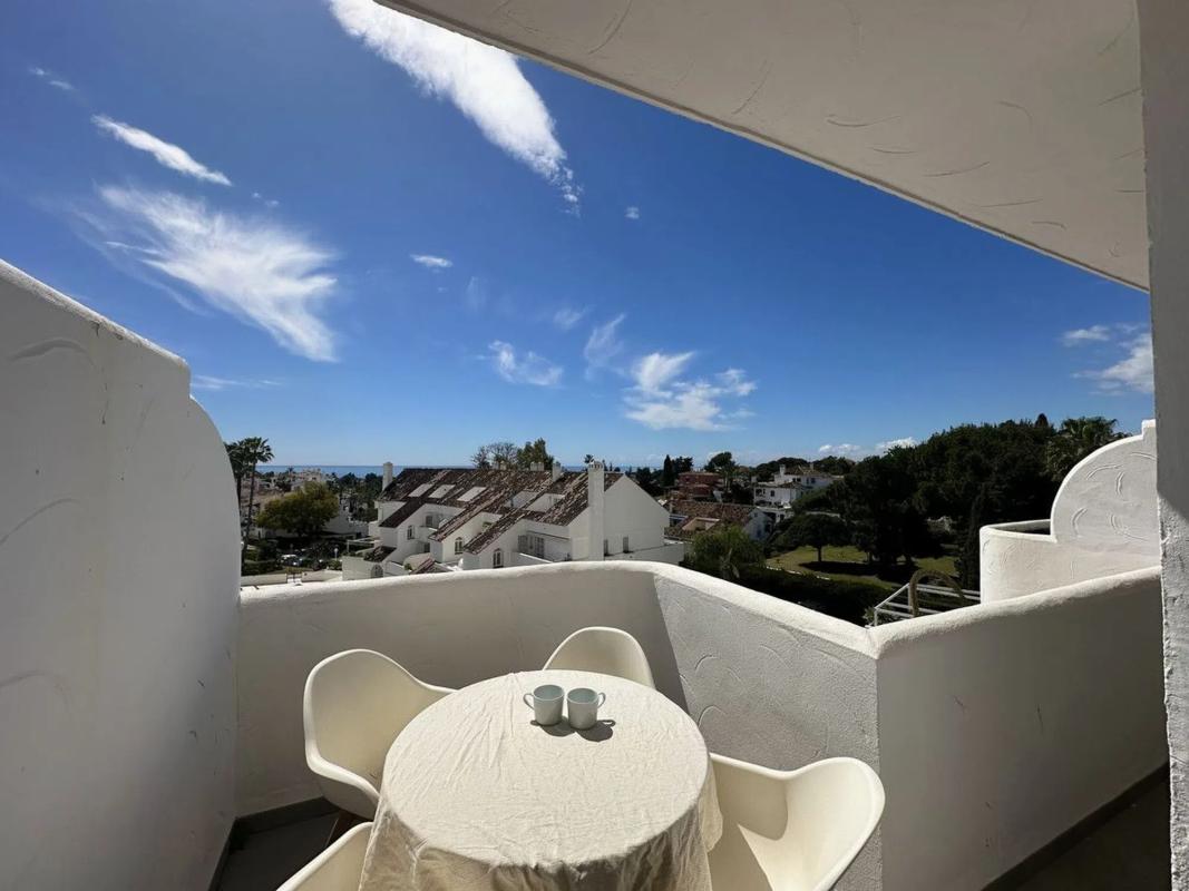 Venta de duplex en Calle Yedras, Marbella photo 4