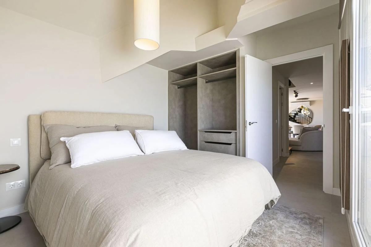 Venta de duplex en Calle de las Adelfas s/n, Marbella photo 5