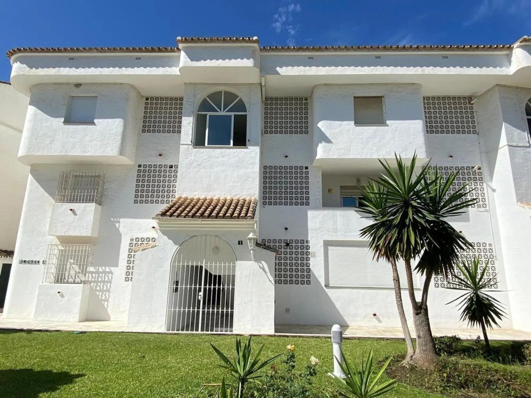 Venta de piso en Calle de las Adelfas, Marbella
 photo 3