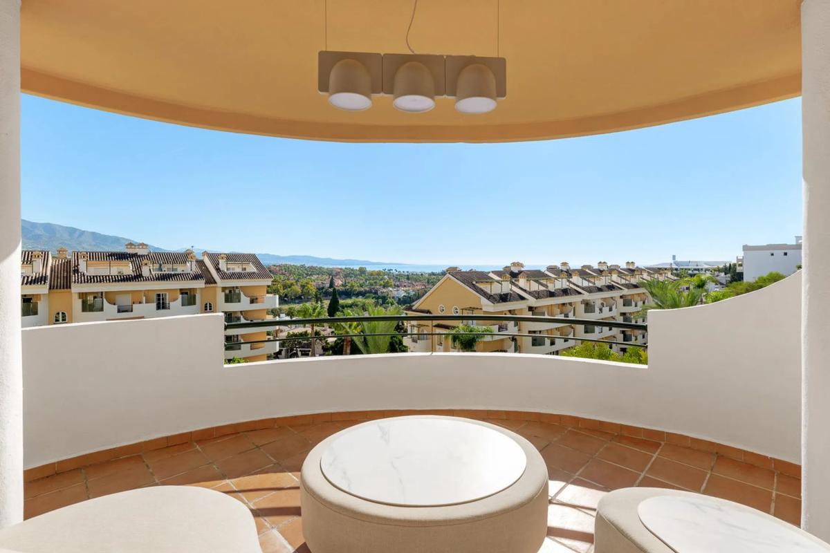 Venta de duplex en Barrio Nueva Andalucía, Marbella photo 1