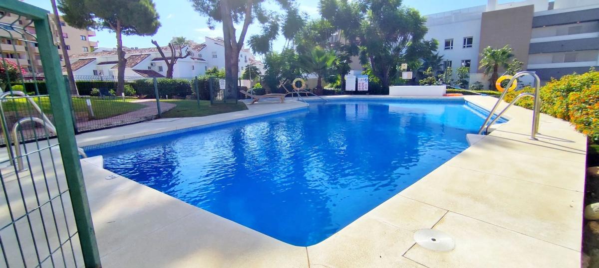 Venta de piso en Calle las Acacìas s/n, Marbella
photo 4