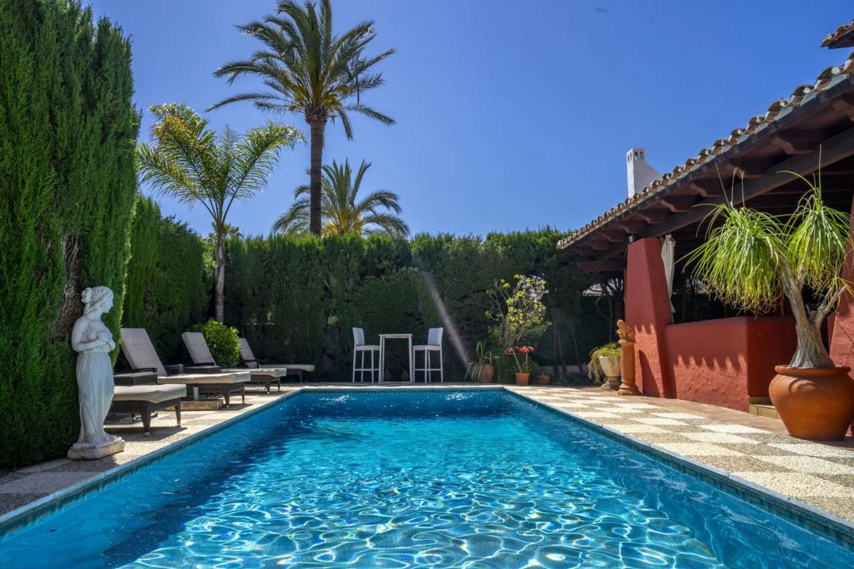 Venta de chalet independiente en Barrio Nueva Andalucía, Marbella
 photo 4