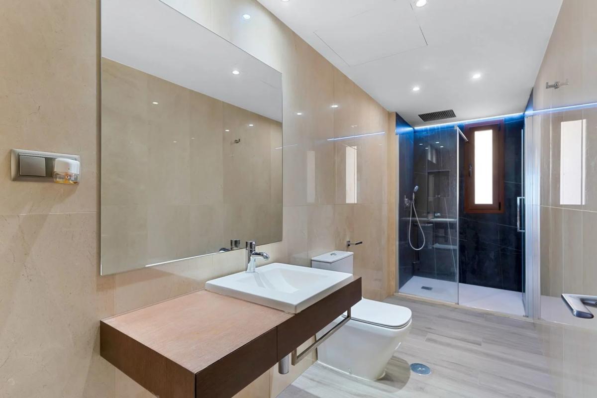Venta de ático en  Barrio Nueva Andalucía, Marbella photo 4