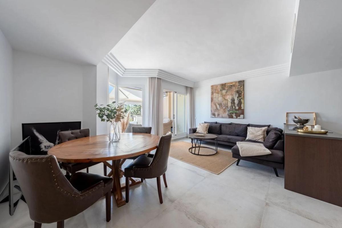 Venta de duplex en Barrio Nueva Andalucía, Marbella photo 2