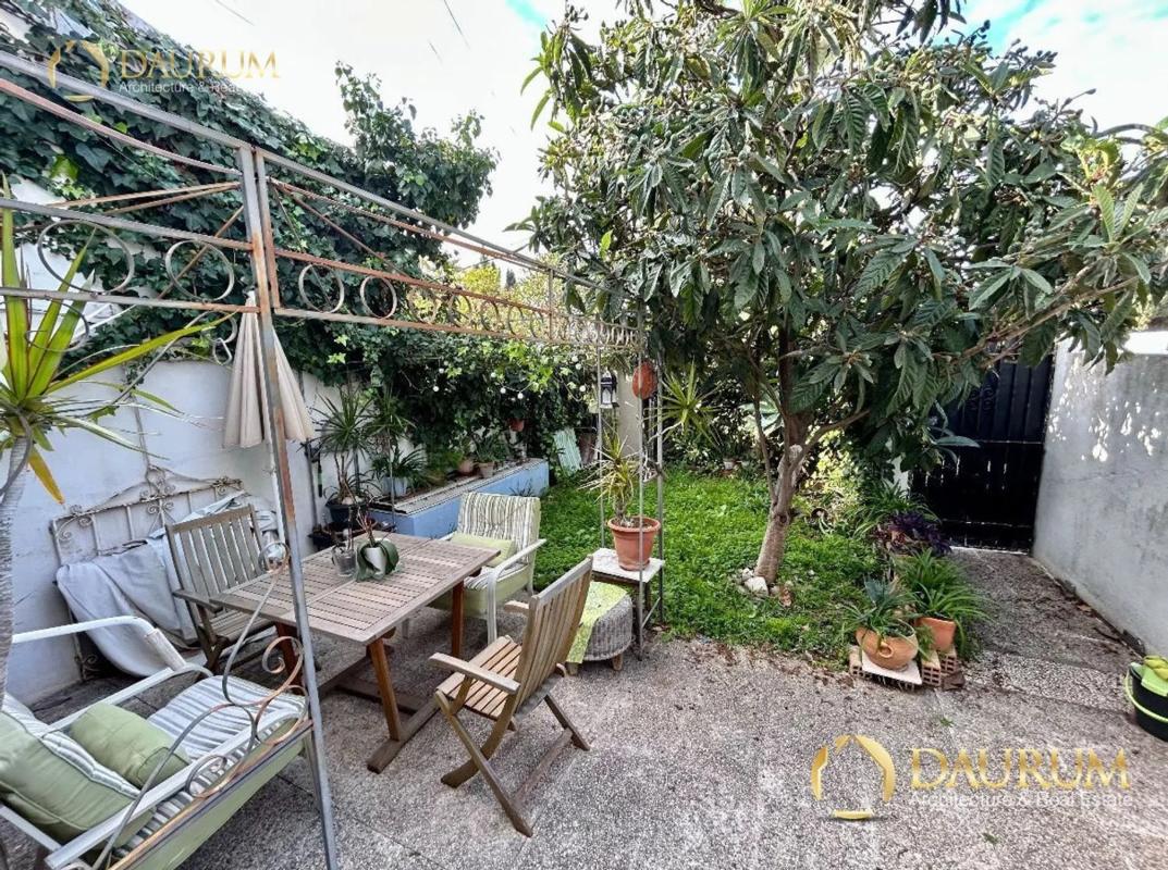 Venta de duplex en Avenida de los Girasoles, Marbella photo 1