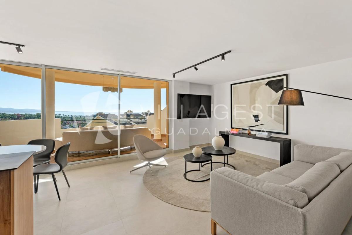 Venta de duplex en Calle de las Adelfas, Marbella photo 3