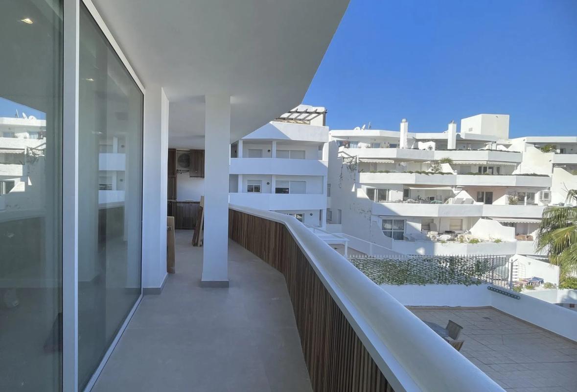 Venta de piso en Barrio Nueva Andalucía, Marbella
 photo 2