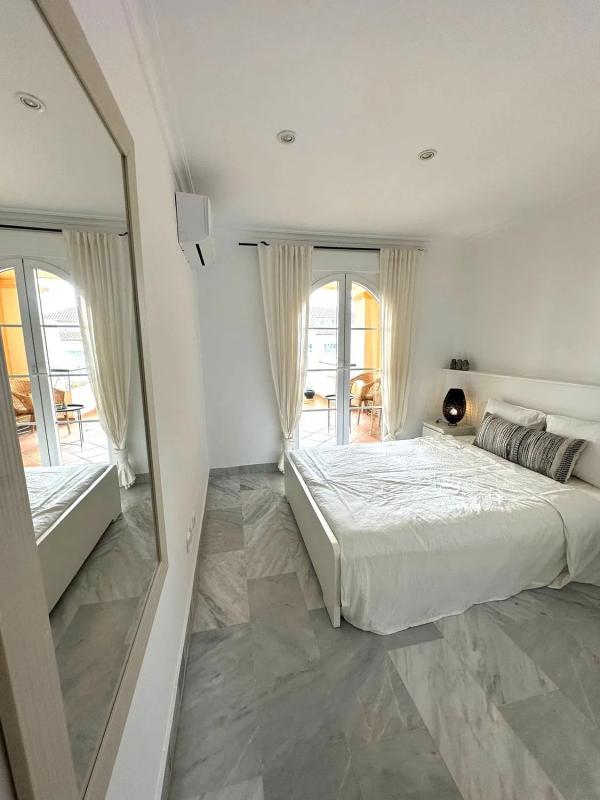 Sale of apartment in CL LAS VENTAS-NVA ANDALUCIA, Marbella
 photo 4