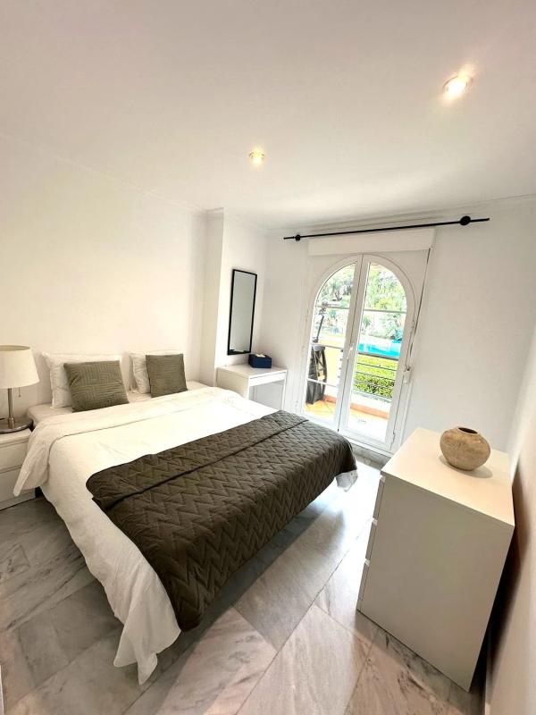Sale of apartment in CL LAS VENTAS-NVA ANDALUCIA, Marbella
 photo 5
