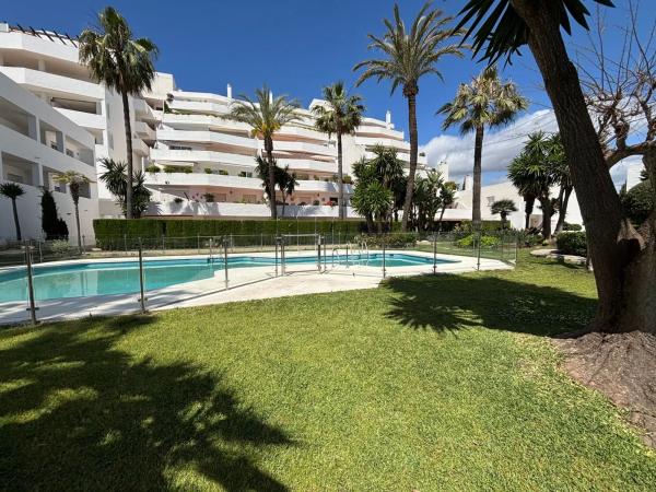 Mieszkanie na sprzedaż w  Calle Real, Marbella photo 2