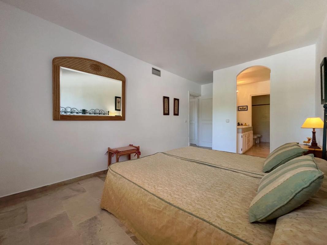 Venta de piso en Calle Real, Marbella
photo 3