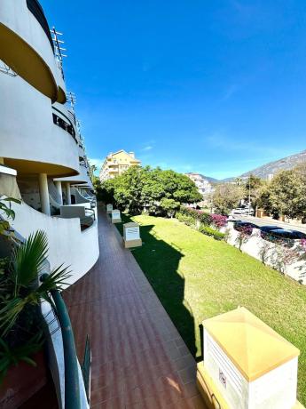 Duplex en venta en Barrio Nueva Andalucía, Marbella photo 3