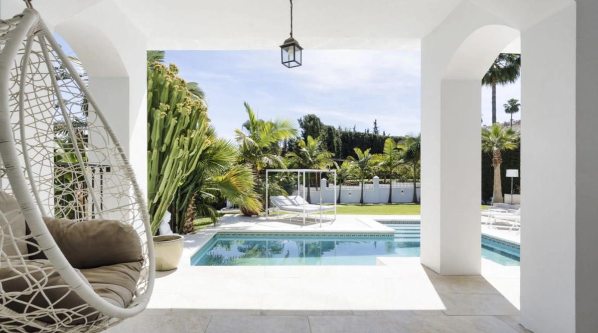 Venta de chalet independiente en Barrio Nueva Andalucía, Marbella
 photo 3