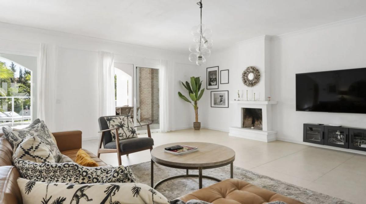 Venta de chalet independiente en Barrio Nueva Andalucía, Marbella
 photo 4