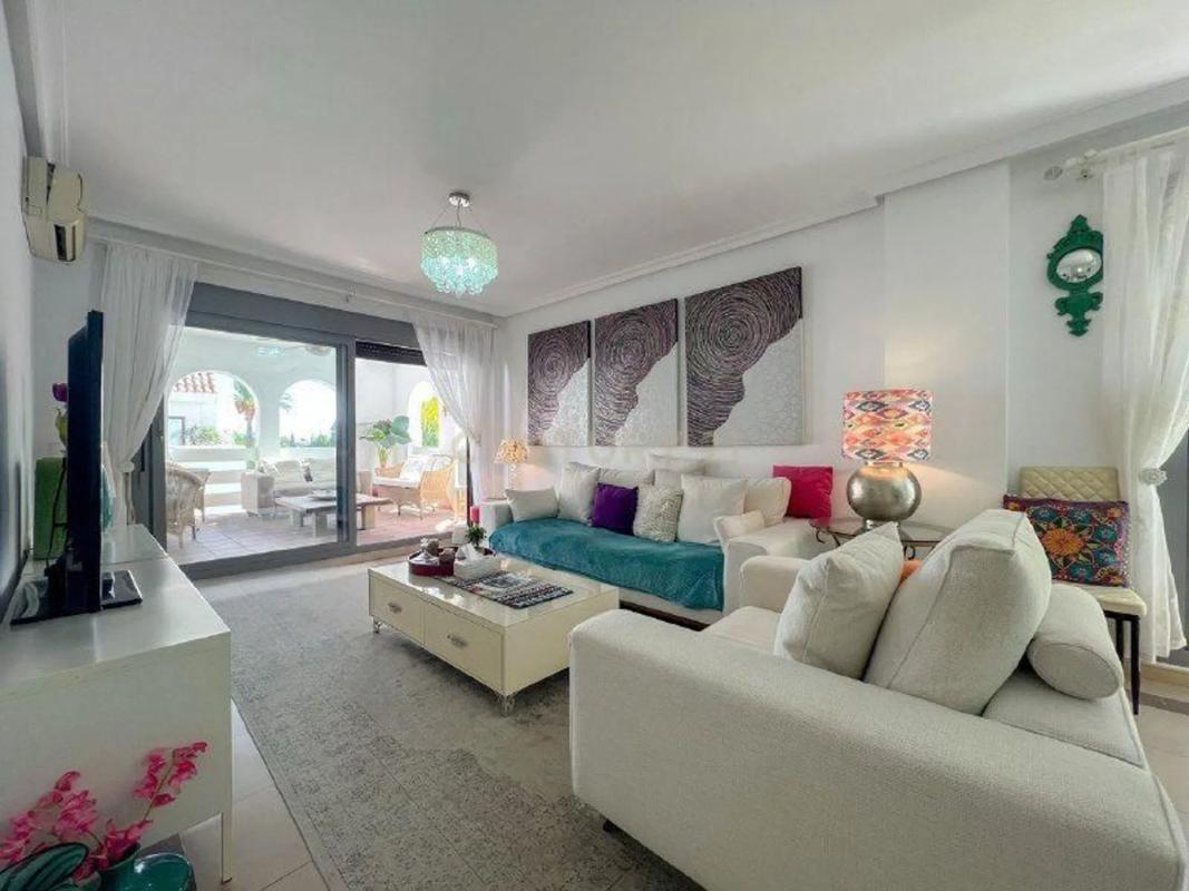 Venta de piso en Calle el Califa s/n, Marbella
 photo 3