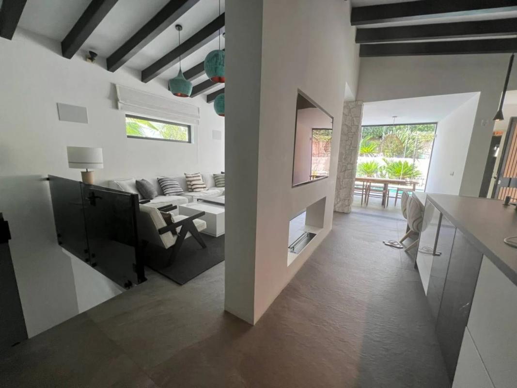 Venta de chalet independiente en Calle Los Jazmines, Marbella
photo 1