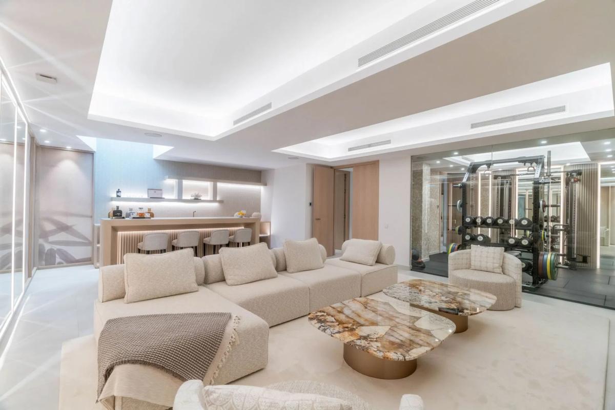 Venta de chalet independiente en CL REAL-NVA ANDALUCIA D, Marbella
photo 3