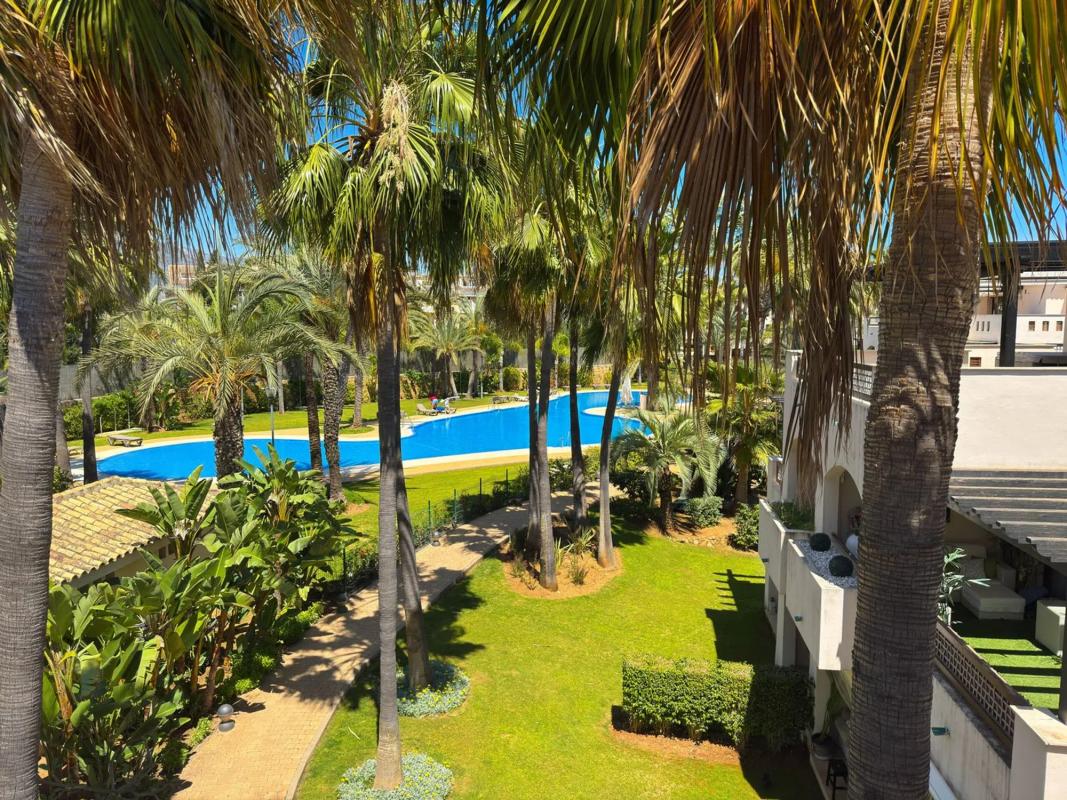 Venta de piso en Calle de las Adelfas, Marbella
 photo 3