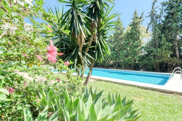 Mieszkanie na sprzedaż w  Calle Iris-ur Nva Andalucia, 4, Marbella photo 2