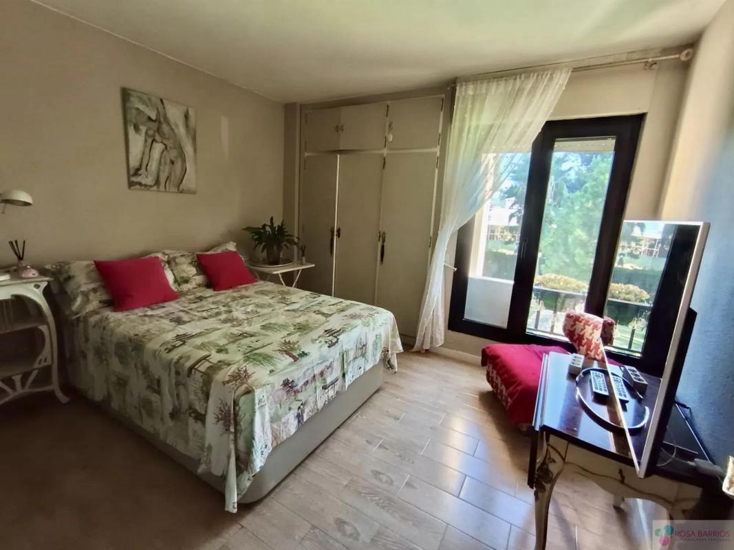 Sale of apartment in Calle Los Jazmines, Marbella
 photo 5