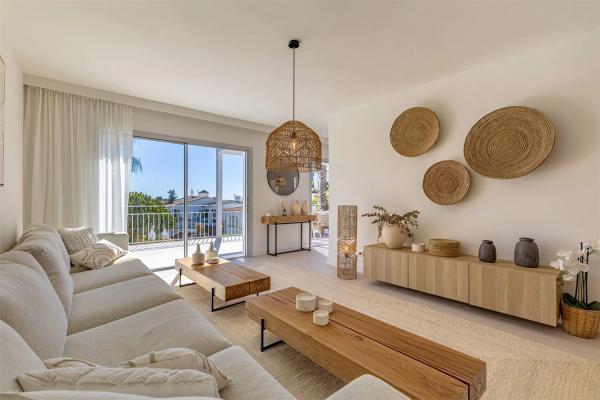 Independent chalet for sale in Calle las Amapolas, Marbella
 photo 3