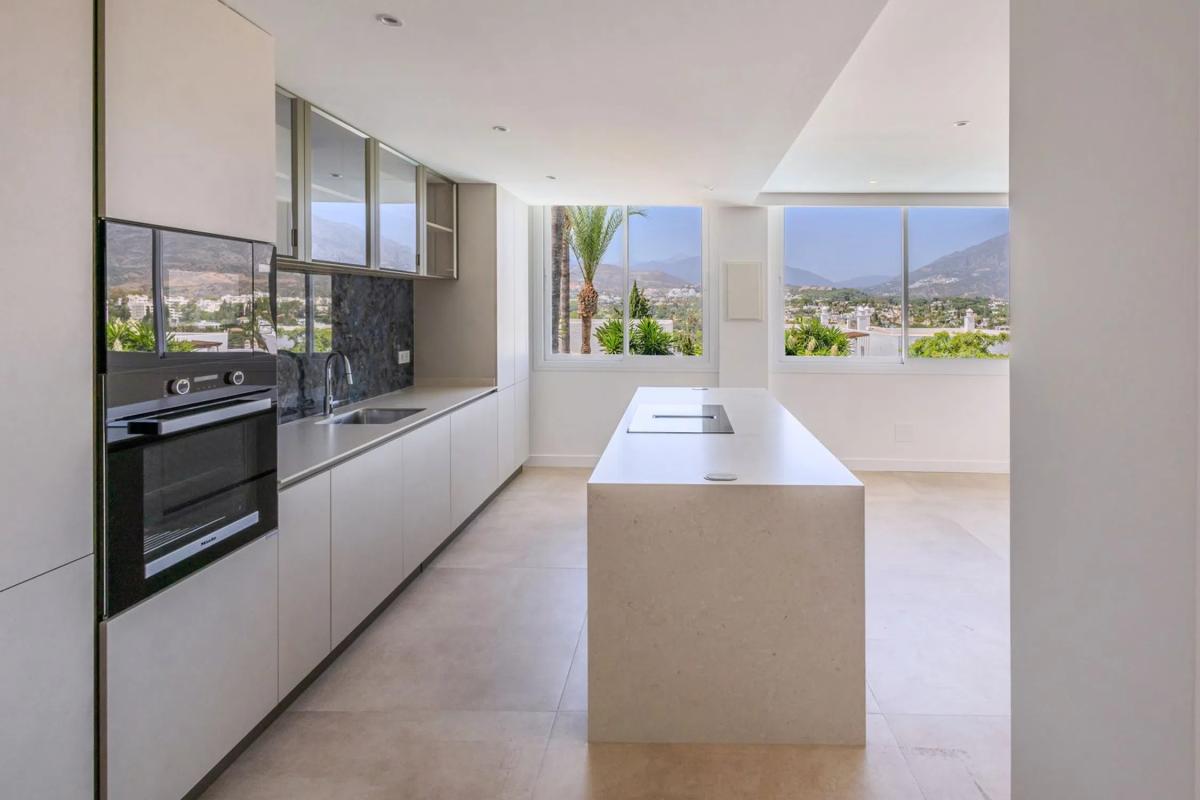Venta de piso en Calle las Ventas, 18, Marbella
 photo 2