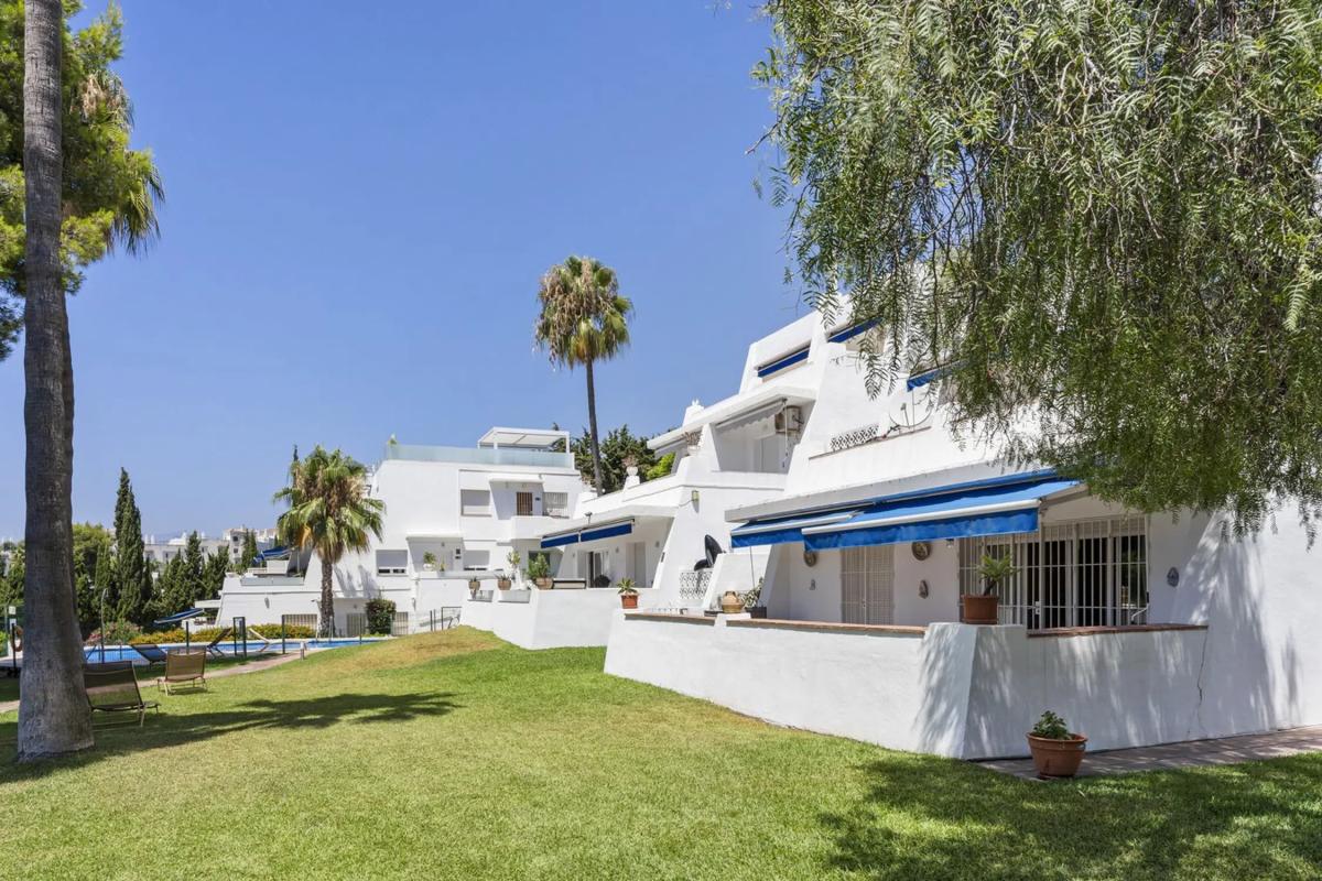 Sprzedaż mieszkania w Calle las Acacìas, 7 -3, Marbella
photo 1