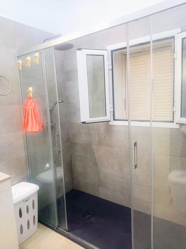 Propiedades en venta y alquiler en España photo 1
