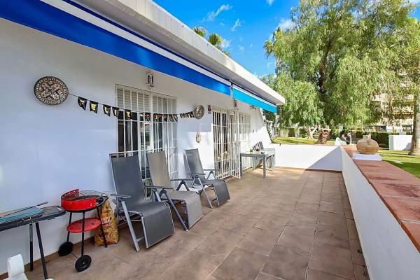 Mieszkanie na sprzedaż w  Calle las Acacìas, 16, Marbella photo 1