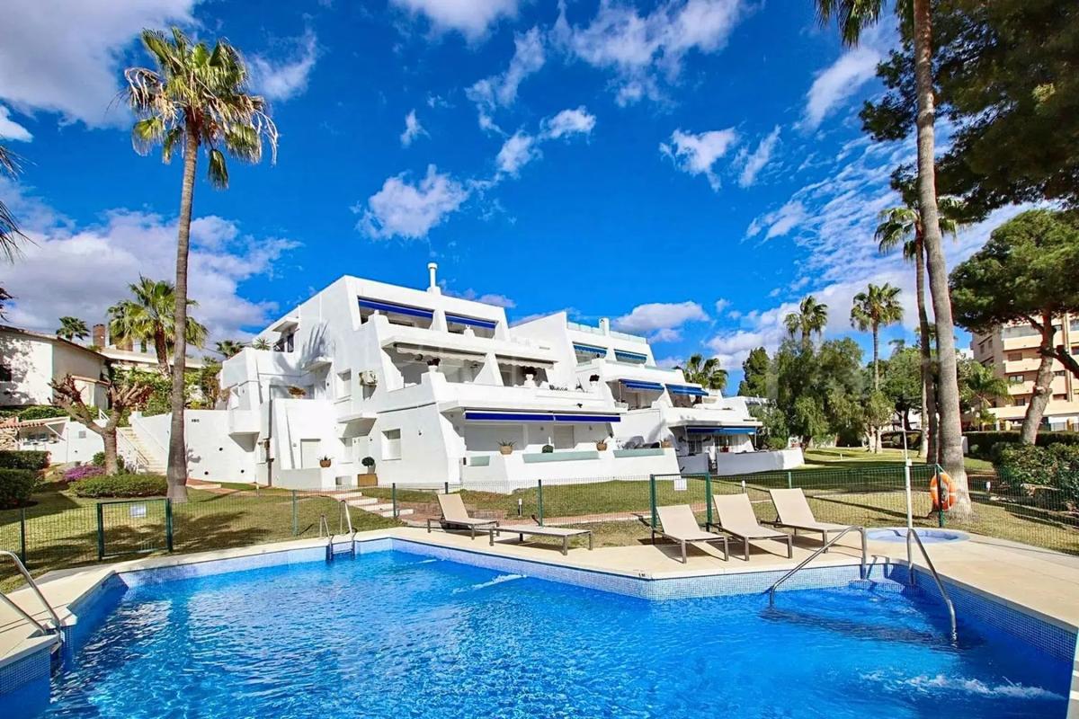 Sprzedaż mieszkania w Calle las Acacìas, 16, Marbella
photo 2
